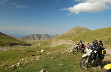 Azja Kirgistan wyprawy motocyklami